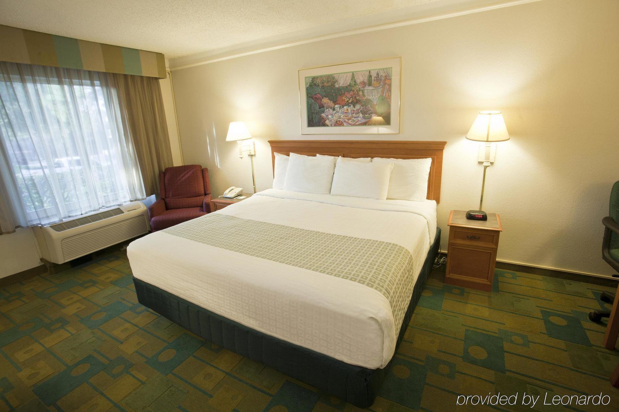 Rodeway Inn Huntsville Ngoại thất bức ảnh